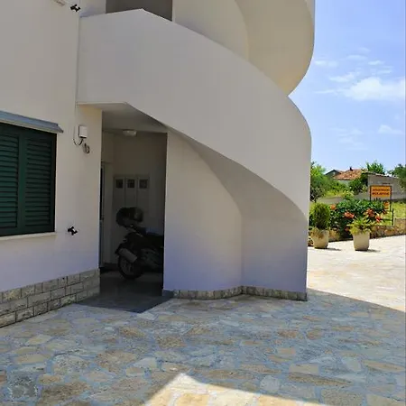 Buljevic Apartment *