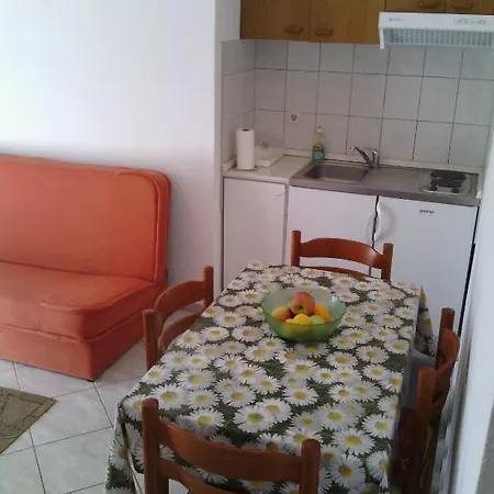 Apartment Buljevic Vrboska
